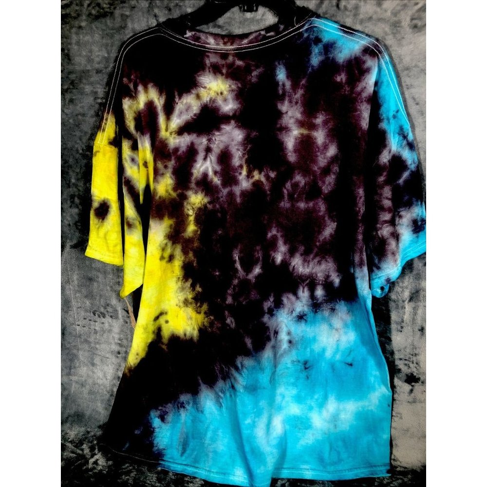 Tie-Dyed Shirt Unisex Blues Yellow Blacks Dolphin Theme Adult Size 2X Large - Picture 11 of 11